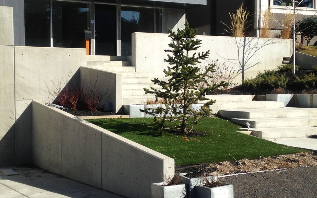 Crescent Architectural Retaining Walls